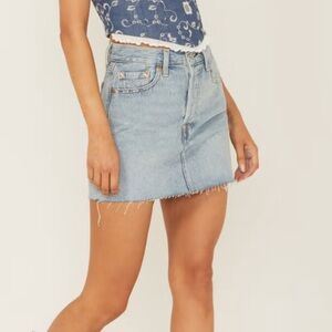 Levi's Pale Blue Raw-Hem Denim Mini Skirt